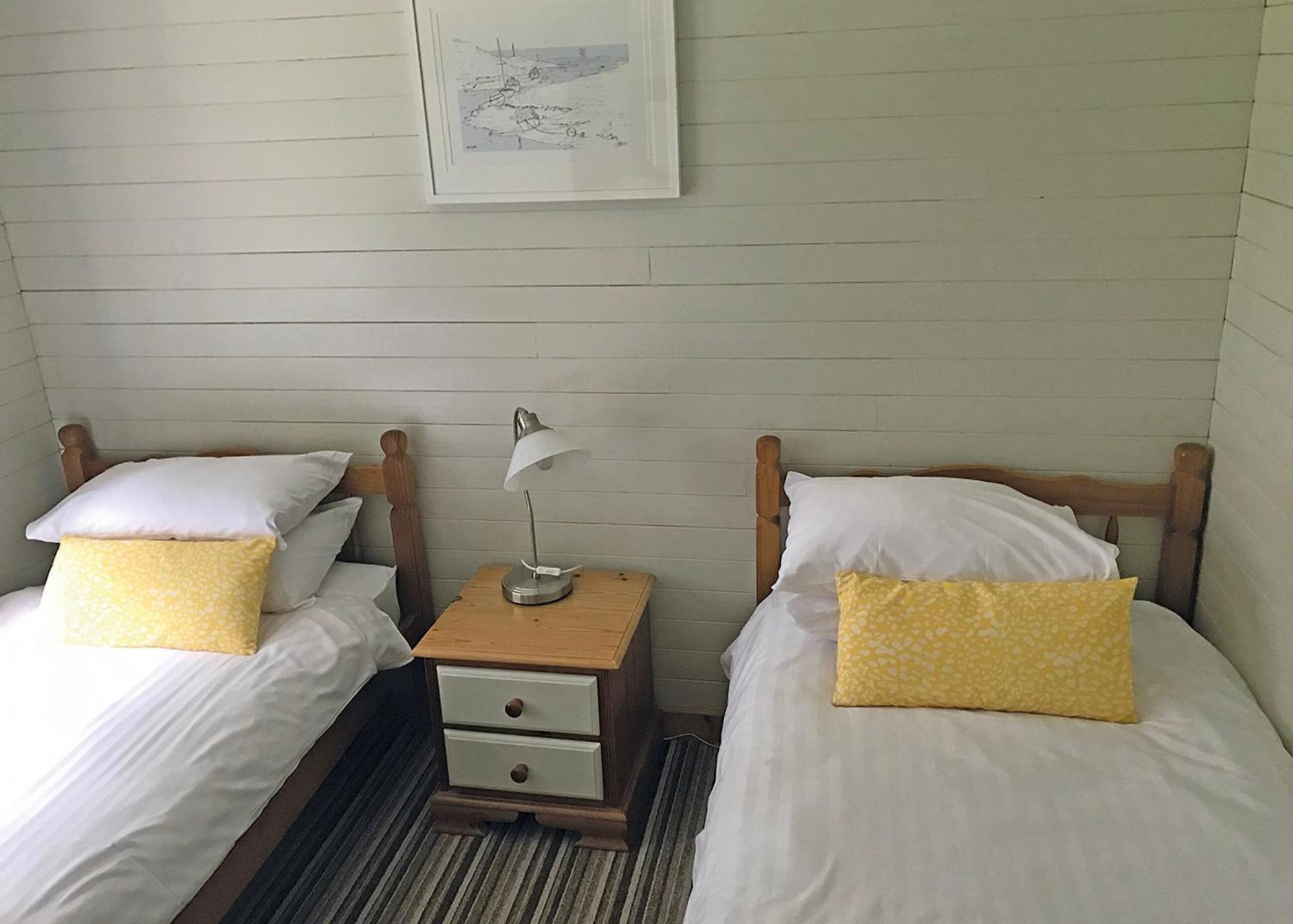 Ivyleaf Combe Lodges Stratton  Ruang foto