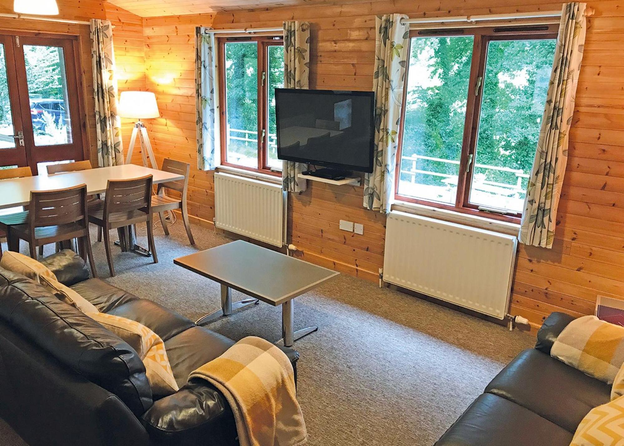 Ivyleaf Combe Lodges Stratton  Ruang foto